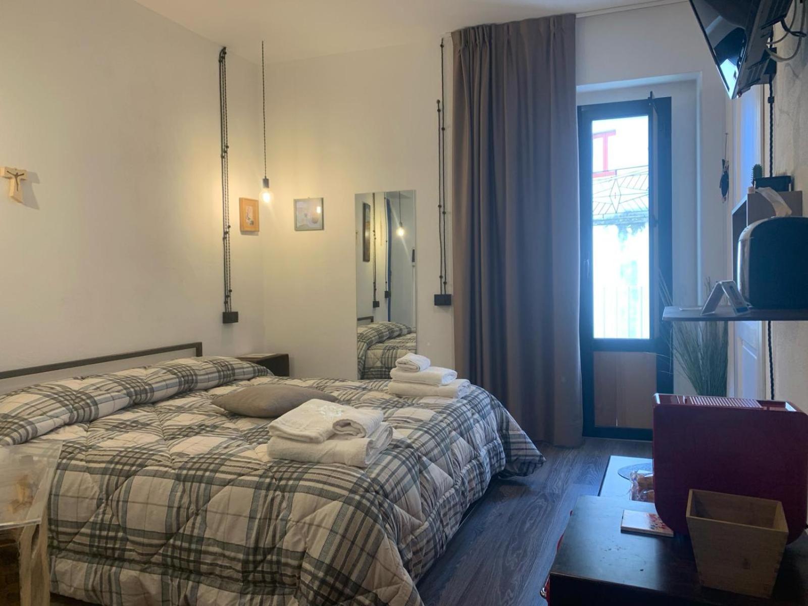 Ci Thorno Hotel Crosia Buitenkant foto